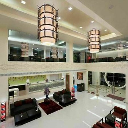 Sara Regency Hotell Kumbakonam Eksteriør bilde