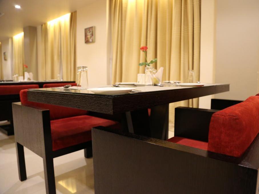 Sara Regency Hotell Kumbakonam Eksteriør bilde