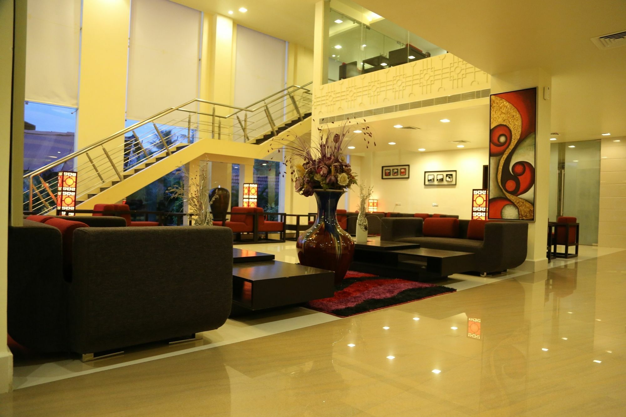 Sara Regency Hotell Kumbakonam Eksteriør bilde